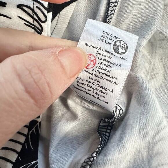 Talbots Jersey Maxi Skirt Silhouette Ferns Tropical Floral Black Stretch Small S - Picture 5 of 8